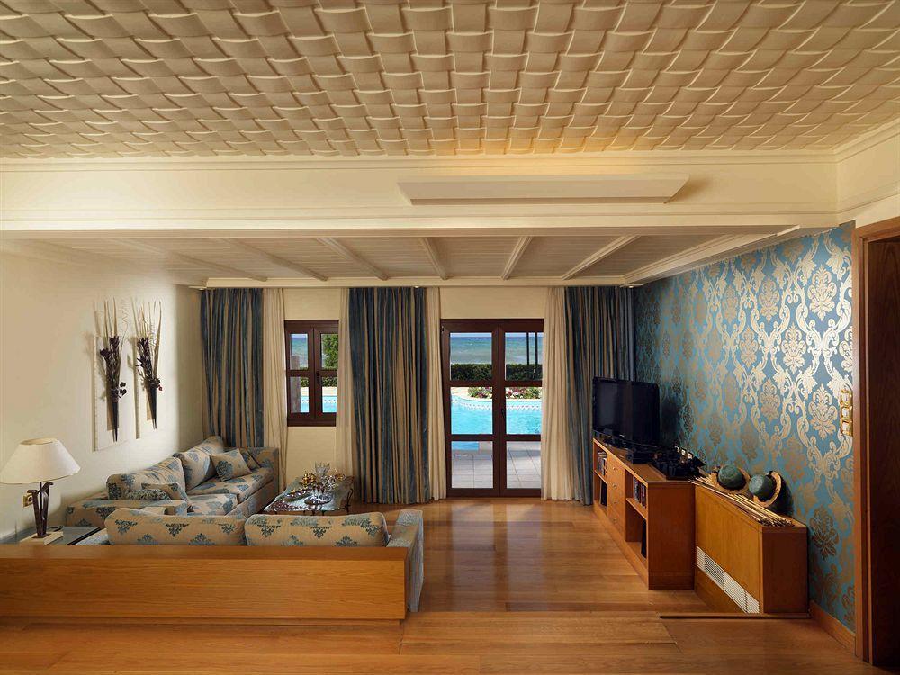ארקסה Royal Beach Hotel מראה חיצוני תמונה