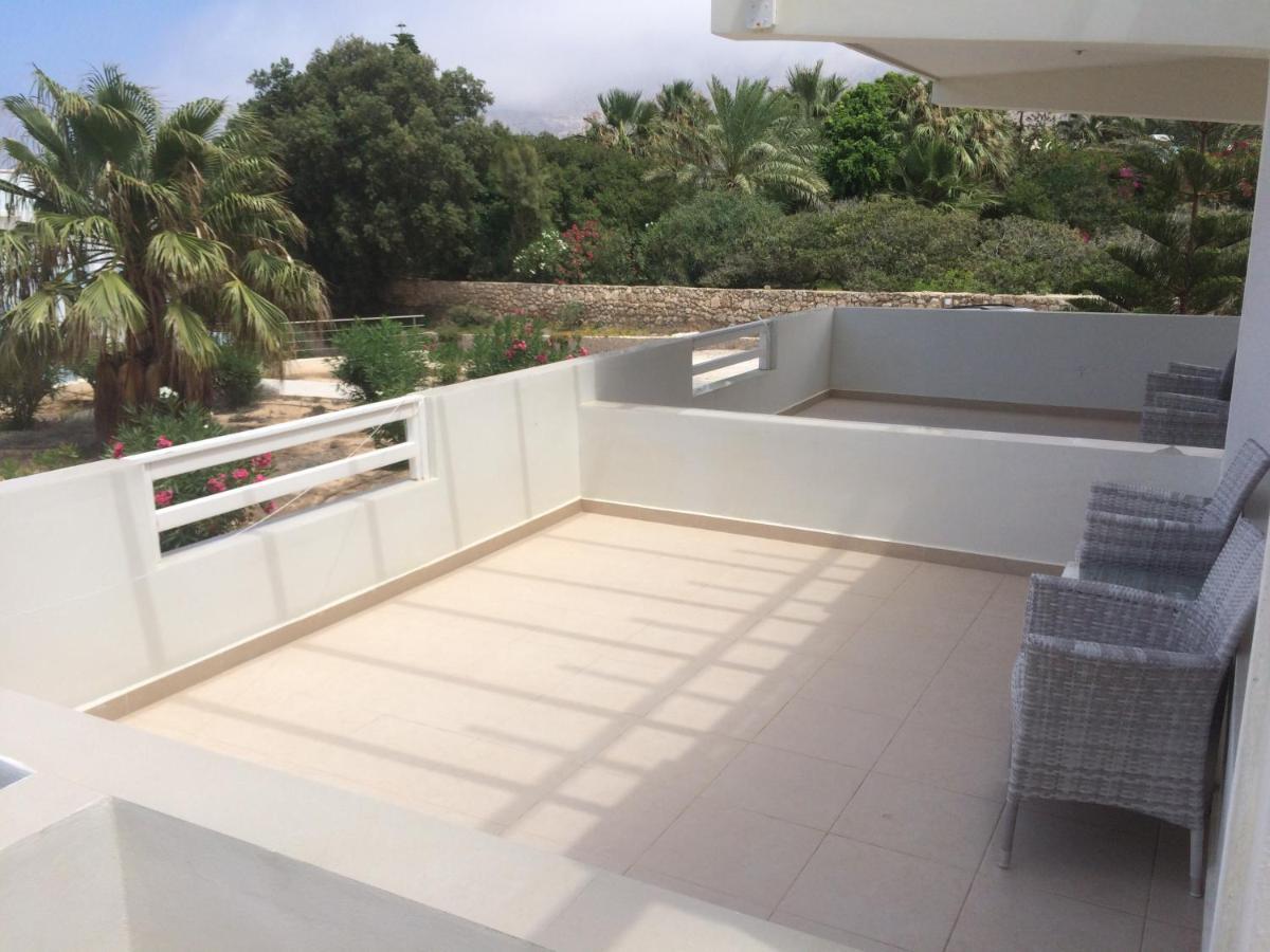 ארקסה Royal Beach Hotel מראה חיצוני תמונה