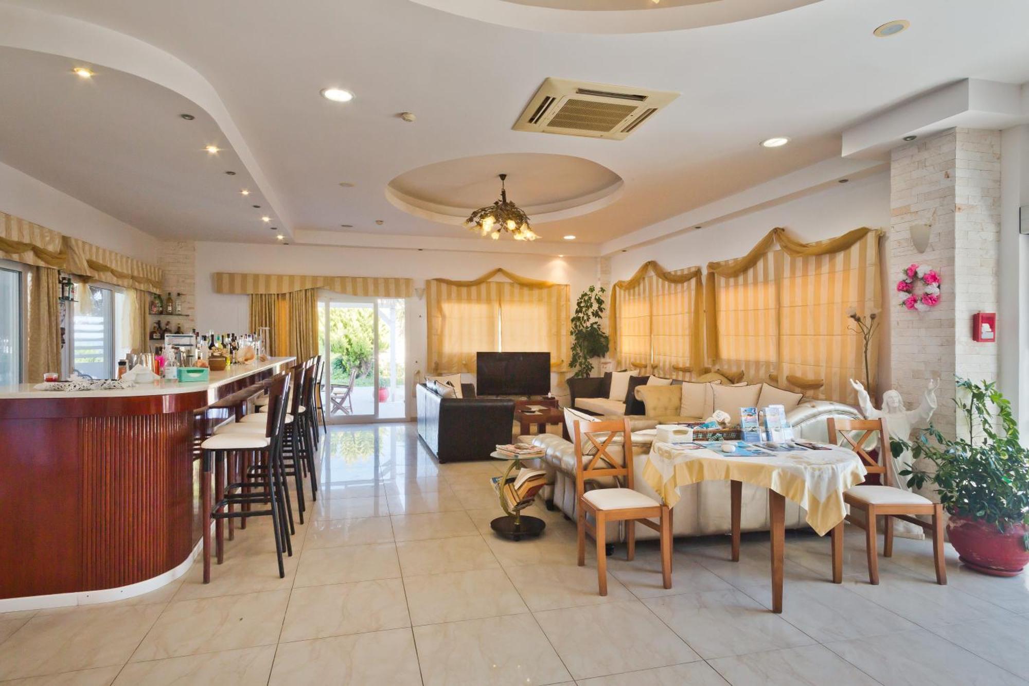 ארקסה Royal Beach Hotel מראה חיצוני תמונה
