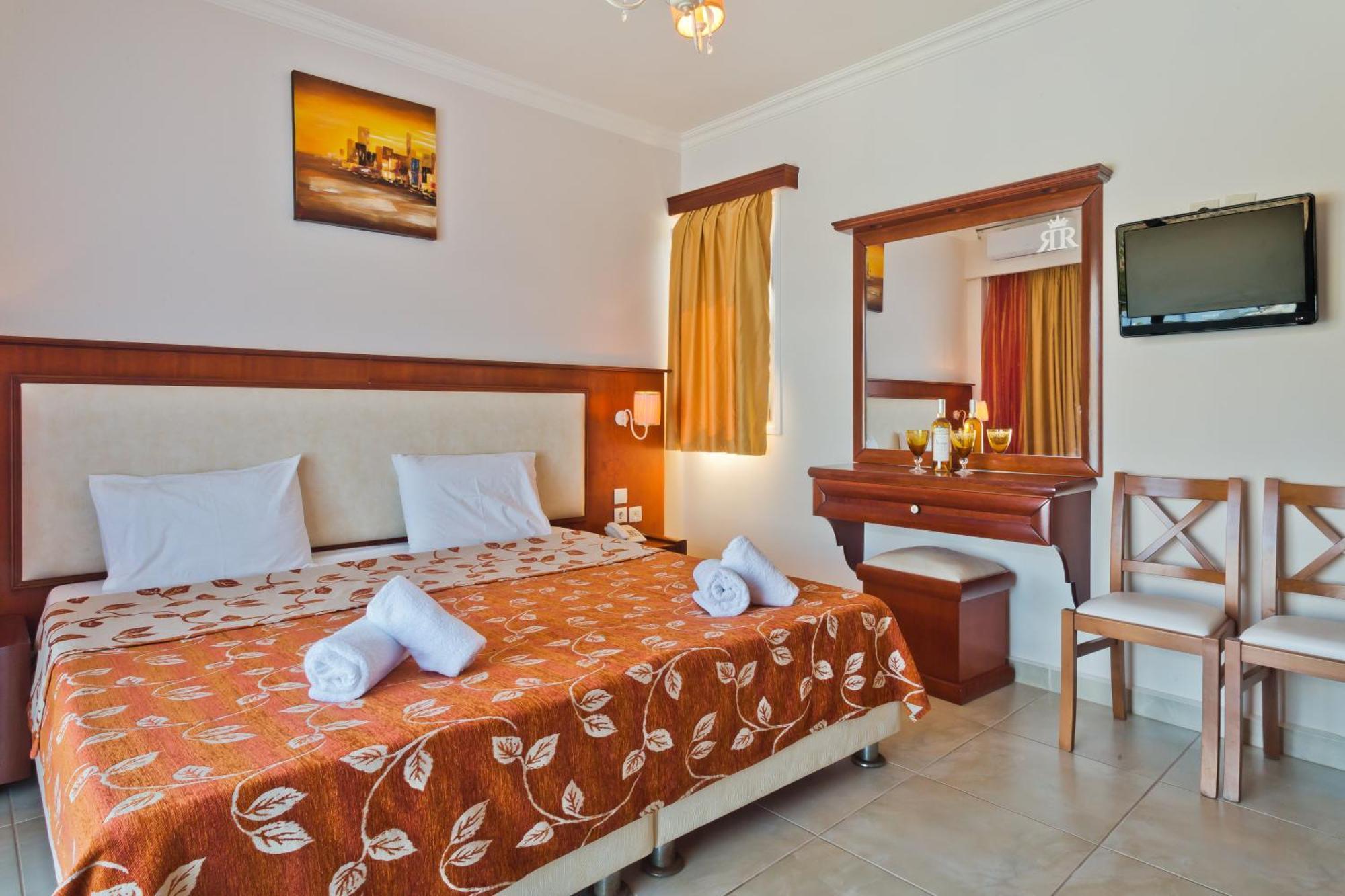ארקסה Royal Beach Hotel מראה חיצוני תמונה