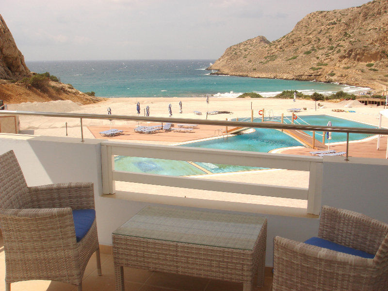 ארקסה Royal Beach Hotel מראה חיצוני תמונה
